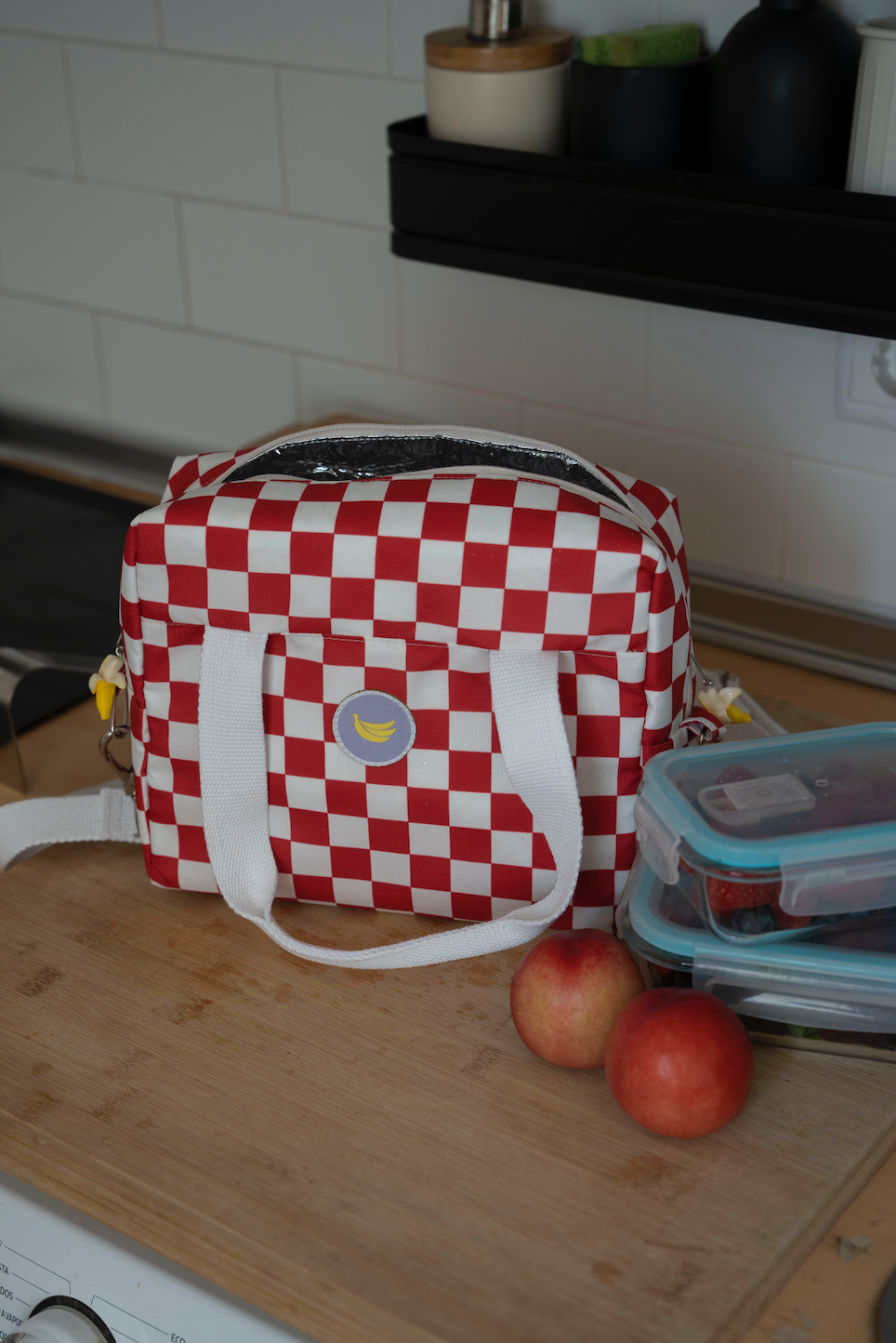 Lunch bag Mia in Cherry